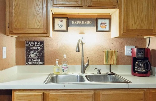 Pendleton House | DERBY Private Tack House