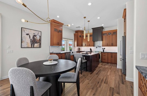 Apache Junction House | Desert Sunset Retreat- Mountain Views-Heated Pool- Sleeps 6