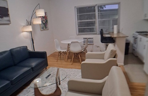 Surfside Apartment | Designed with comfort and relaxation a priority - steps to beach - charming stay