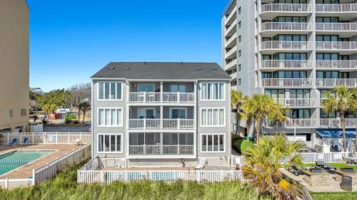 Windy Hill Apartment | Direct Oceanfront 3BR 2BA Pool Modern Oasis