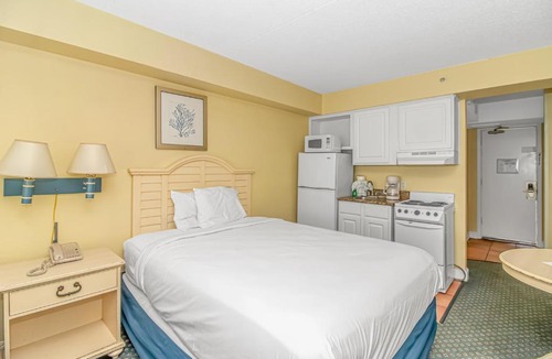 Myrtle Beach House | Direct Oceanfront Sea Mist Resort 21101