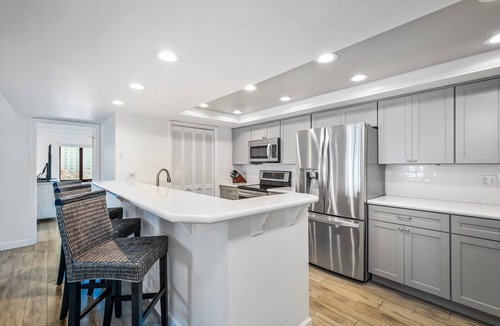 Ormond-by-the-Sea Condo | Direct oceanfront corner with private balcony, heated beachfront pool and garage parking