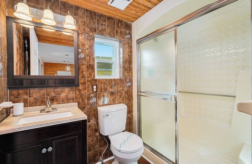 Ormond-by-the-Sea House | Direct, Oceanfront Pool Home-Margarita Manor