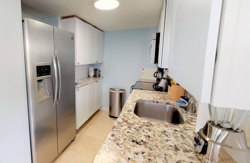 St. Augustine Beach House | 💲DIRECT OCEANFRONT Romantic Cottage💲 Best Beach - Walk to Restaurants - Downtown only 5 Miles