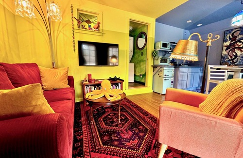 Plainfield Apartment | Disco Den on Toad Road