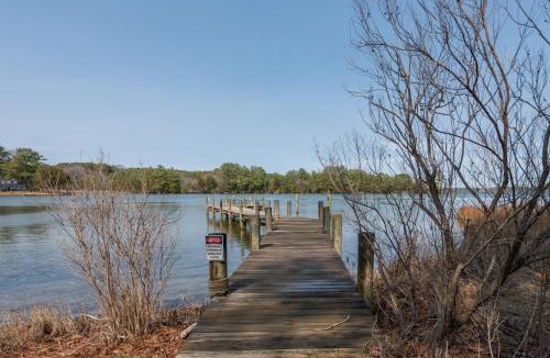 Point Lookout House | Dock & Bay Access! Cabin on St. Jerome’s Creek