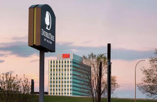 St. Paul Hotel | DoubleTree by Hilton St. Paul, MN