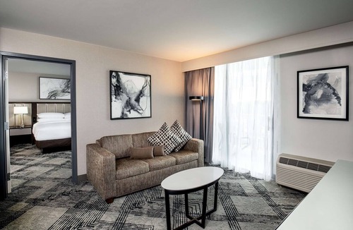 Gaithersburg Hotel | DoubleTree by Hilton Washington DC North/Gaithersburg
