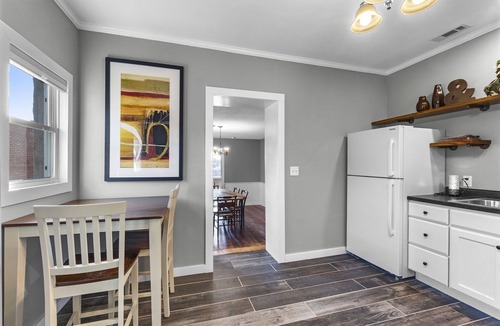 Cape Girardeau Apartment | Downtown 4BR with 2 King Beds! Walking distance to SEMO and the River Front.