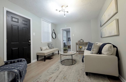 Downtown Condo | Downtown Frederick Creekside Escape
