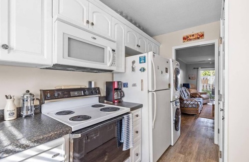 Pine Knoll Shores House | Dreamy Vacation Smart-home By The Beach 2 Bedroom Home by RedAwning