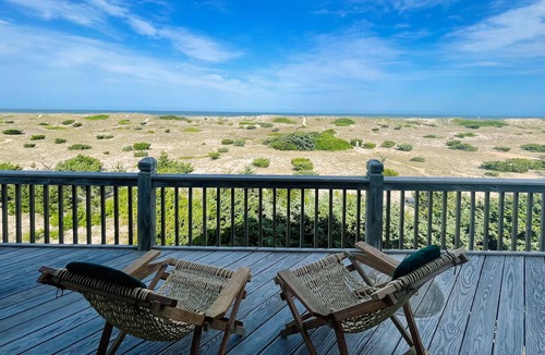 Salvo Cottage | Dune Haus ~ Lovely Oceanfront Cottage Private Cape Hatteras Beach HotTub Lift
