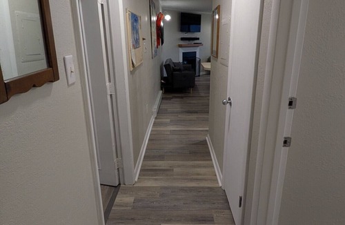 Ghent Apartment | E205 Winterplace Condo Ski in Ski out -2nd floor