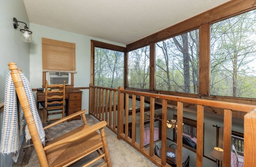 Deep Gap Cabin | Eagle Point*VIEWS*Fireplace*Sleeps4*Resort*HIke*