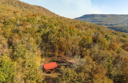 Guild House | Eagles Nest Cabin with TN River Views