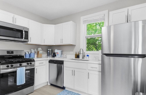 Lake Forest Apartment | Elegant 1 Bed Steps to Metra & Dining in Lake Forest!