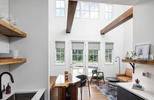 Travelers Rest Cottage | Elevated, Boutique Space Backing the Swamp Rabbit Trail
