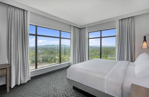 Downtown Asheville Hotel | Embassy Suites By Hilton Asheville Downtown