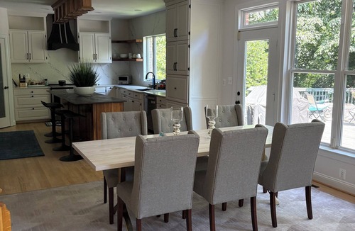 Annandale House | EmberFox: Spacious 5-bedroom Luxury Estate