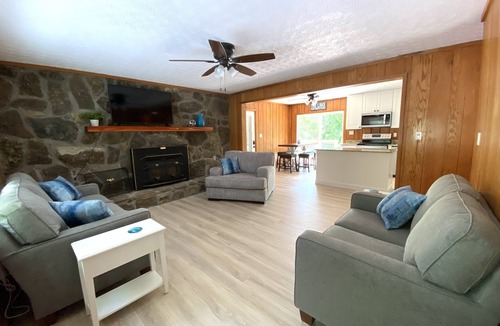 New Tazewell House | Endless Summer - Norris Lake Home