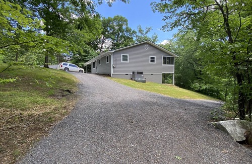 New Tazewell House | Endless Summer - Norris Lake Home