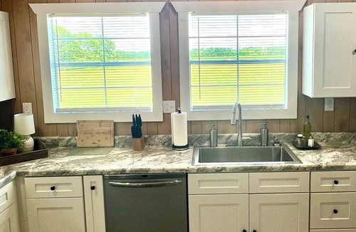 Groveoak House | Enjoy a quiet, relaxing stay with the beauty of open Alabama countryside.