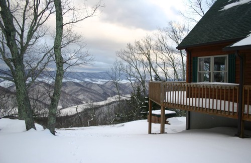 Riverton Cabin | Enjoy the Views from the Highest Mountain in West Virginia!