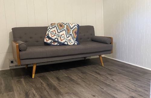 Wabash Apartment | Enjoyable 2-bedroom apartment close to downtown and the hospital