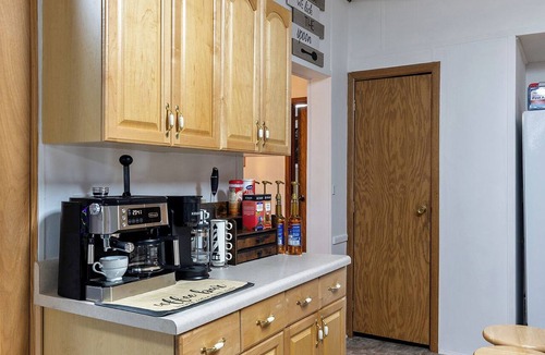 Barium Springs House | Entire 3BR near Troutman and Statesville