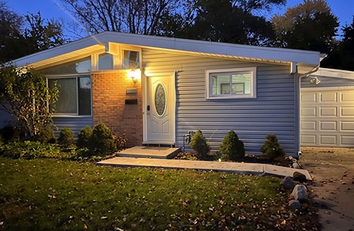 Wheeling House | Entire Beautiful Wheeling Home!