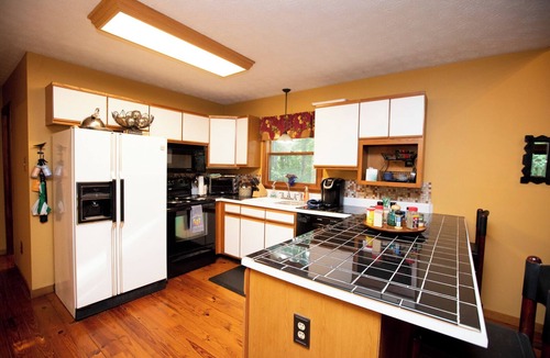 Andersonville Ski Chalet | Entire chalet in Farmville, Virginia 8 guests 3 bedrooms 4 beds 2 baths
