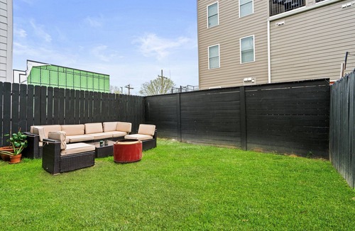 Southeast House | Entire DC House 2BR 2BA Fire Pit Free Parking Near Capitol Hill