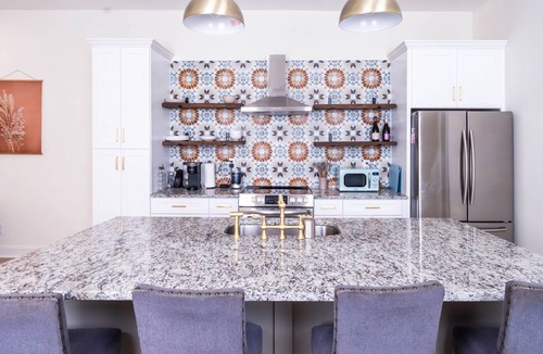 Germantown Apartment | Entire home in Louisville, Kentucky