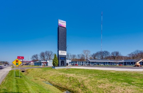 Henderson Apartment | Envi Boutique Hotel Studio: Racing, Gaming & More!
