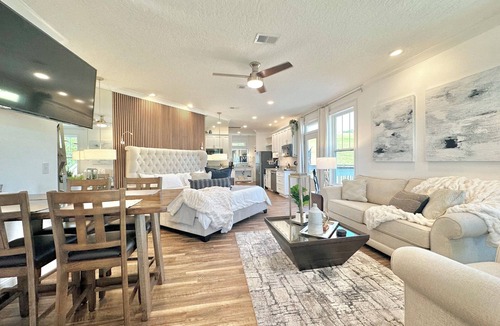 Cedar Bluff Apartment | Escape to "Studio B"! Lake, Pool, Splash Pad, Hot Tub, Kayaks, fire pit, etc.!