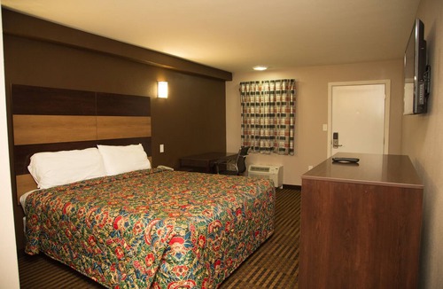 Pike Hotel | Executive Inn