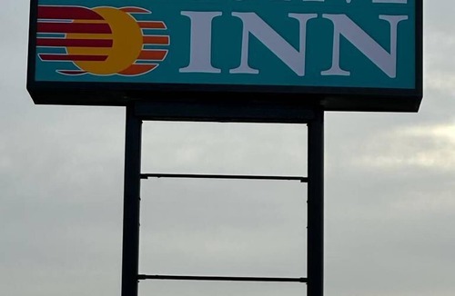 Robstown Hotel | Executive Inn