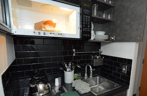 Edray Apartment | Expedition Station 308-1 Bedroom Studio in Village