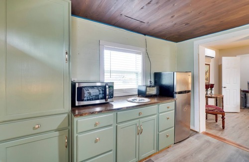 Townsend Cabin | Explore Cades Cove & Smoky Mtns! Restored Cabin