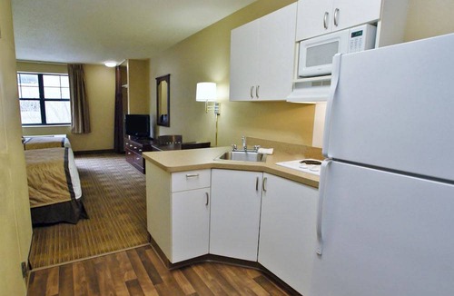 Sandy Springs Hotel | Extended Stay America Suites Atlanta Perimeter Crestline