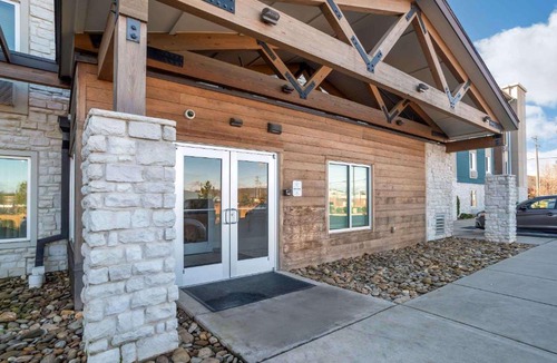 Paw Creek Hotel | Extended Stay America Select Suites - Charlotte - Northlake