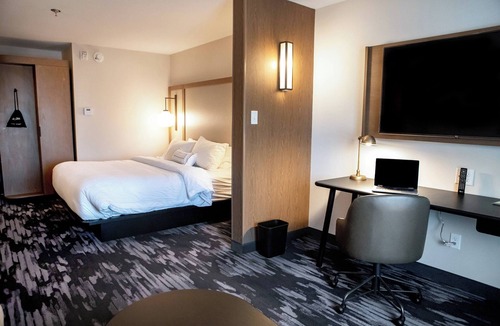 Sandston Hotel | Fairfield Inn & Suites by Marriott Richmond Airport