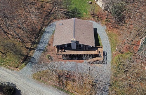 Beech Mountain Ski Chalet | Fall Mountain Getaway in Cozy Comfort