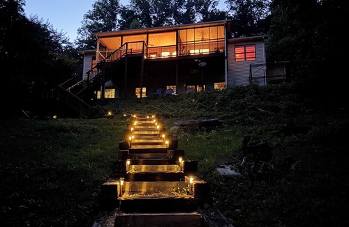 Maynardville House | *Fall Weekends with plenty of Water* at Cloud 9 Norris Lakefront Retreat, P.
