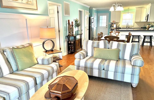 Sunset Beach House | Family and fun awaits you at our Tee Time Sunset Beach house!