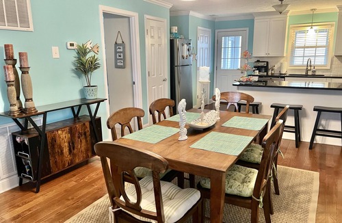 Sunset Beach House | Family and fun awaits you at our Tee Time Sunset Beach house!