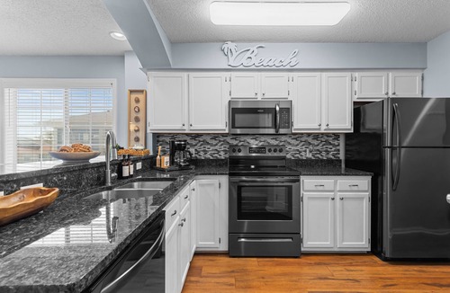 Cherry Grove Beach Condo | Family beach escape Walk to sand Sleeps 6
