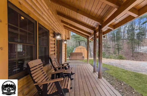 Hancock Cabin | Family Cabin on 20 Private Acres Game Room Near Berkeley Springs