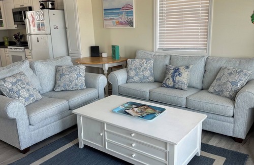 Surf City Cottage | Family Friendly 3 Bedroom Ocean Front Cottage in the heart of Surf City☀️☀️☀️🏖️🏖️🏖️🏄