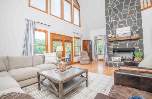 Big Creek House | Family Friendly Lakefront with Private Dock Fire Pit Near Marinas